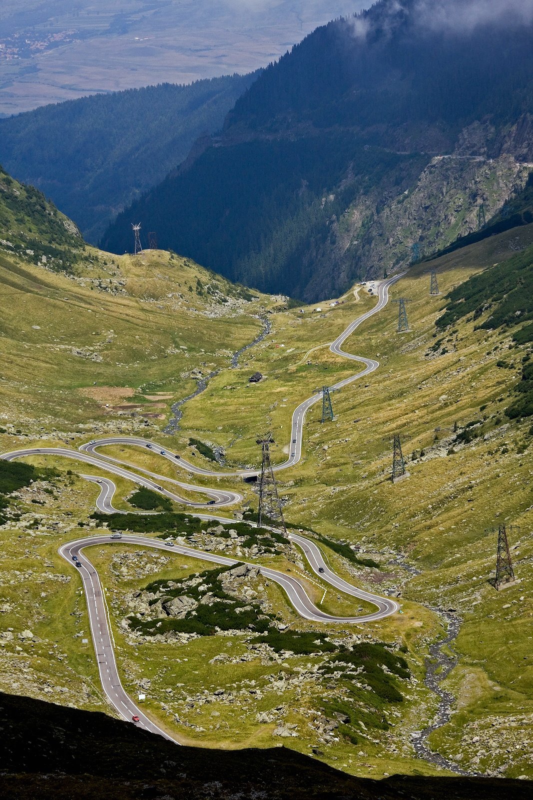 Transfagarasan road hairpin mountains